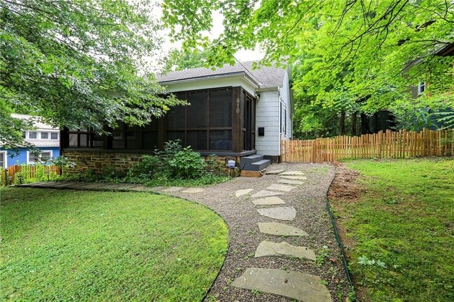 Photo - 610 N Olive Ave