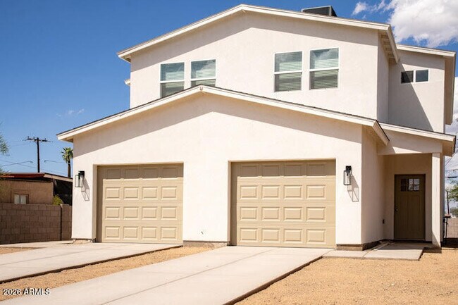 Photo - 2006 W Madison St