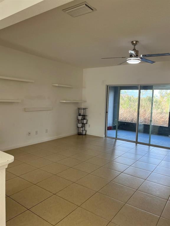 Photo - 350 Annabelle Way