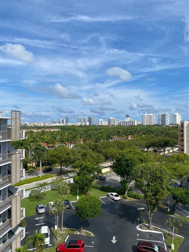 Photo - 20500 W Country Club Dr Condominio Unidad 804