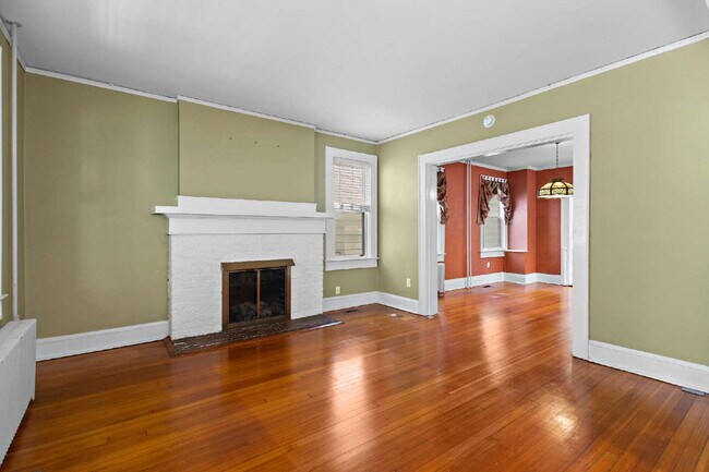 Photo - Colonial Place Rental