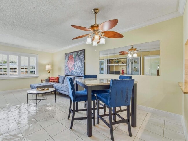 Building Photo - 9810 Marina Blvd Unit 1136