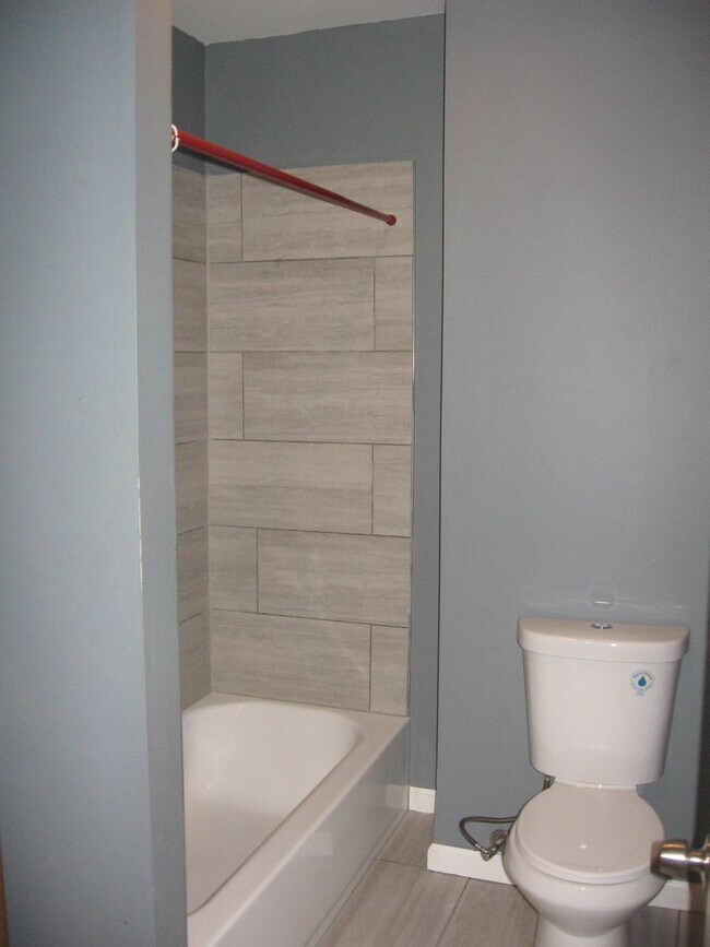 Photo - 1506 W Ruscomb St Unit 2