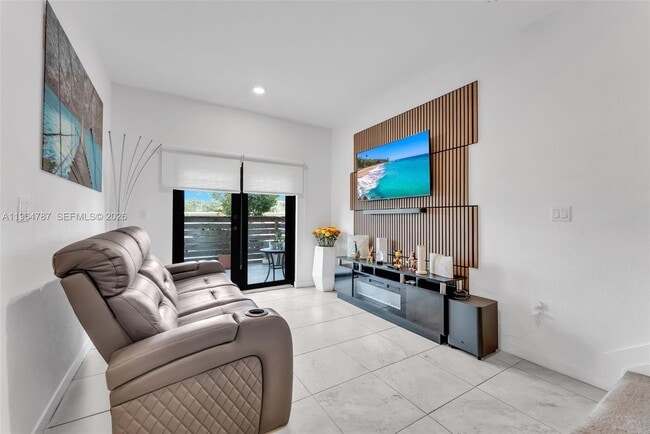 Photo - 13360 Tropical Ave