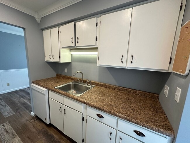 Photo - 2 Bedroom Townhome in Western Schools