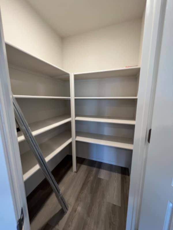 Photo - 13923 S Quincy St