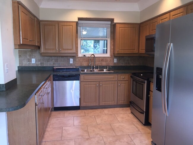 Photo - Spacious 3-Bedroom Home in Rio Vista - One...