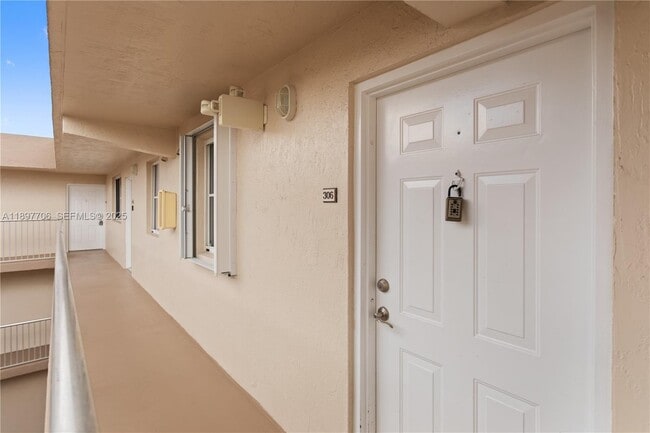 Photo - 6065 NW 186th St Unit 306