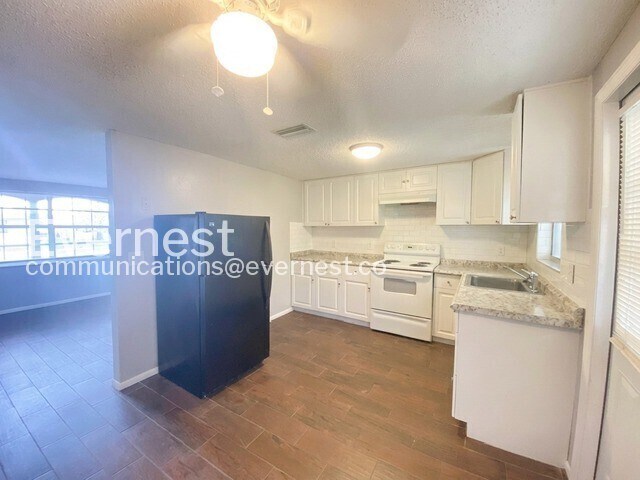 6723 Ranchwood Loop