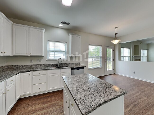 Photo - 7009 Pine Cone Ln