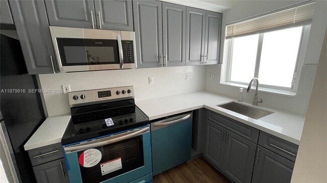 Photo - 209 Northwest Dr