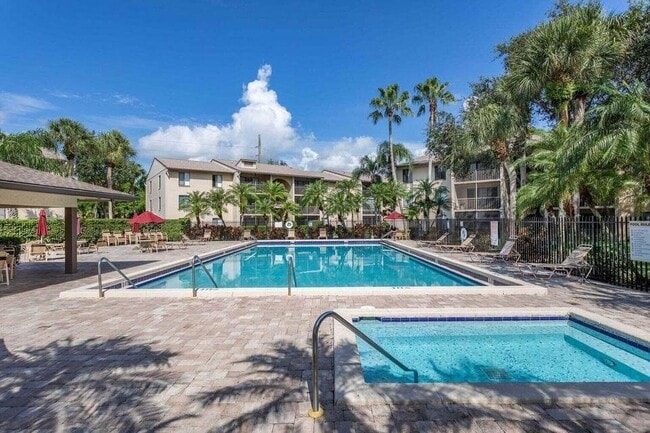 Building Photo - 202 Foxtail Dr Unit F3