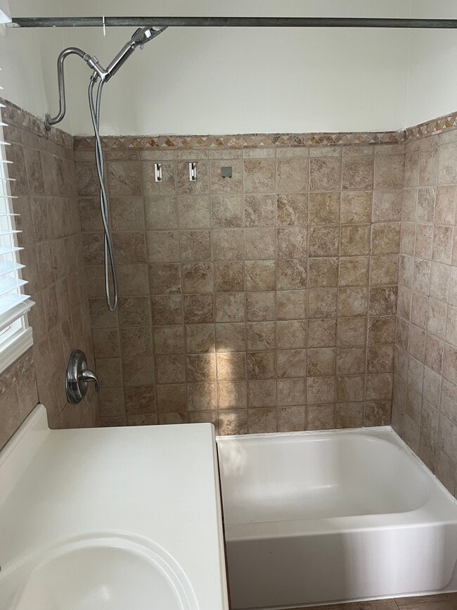Bathroom - 811 E Nutwood St