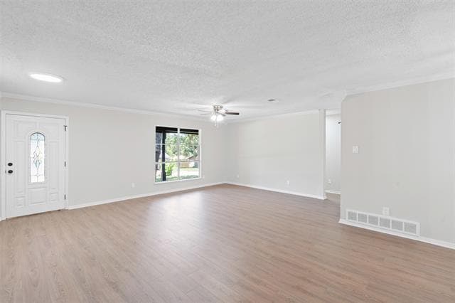 Photo - 2423 Jewell Dr