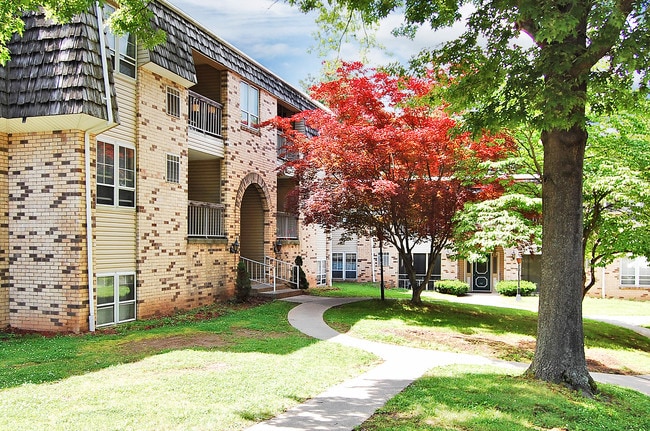 Building Photo - Stony Run at the Stockade Apartments