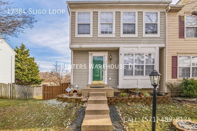 Welcome to this lovely 3Bd/3.5Bth townhome... - Welcome to this lovely 3Bd/3.5Bth townhome...