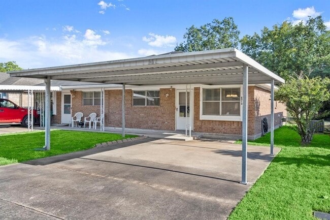 Photo - 6316 Olson Ln