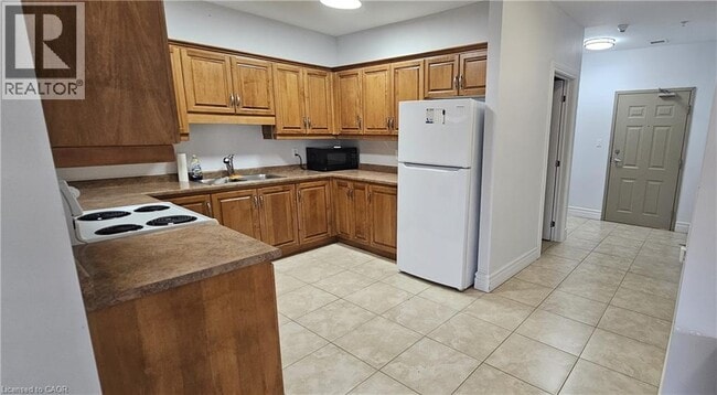 Photo - 685 Myers Rd Unit 201