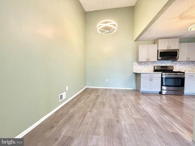 Photo - 21 Joyner Ct