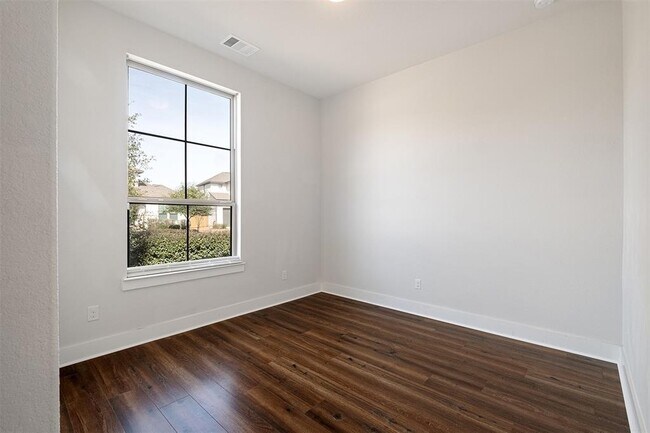 Photo - 259 Silver Pass