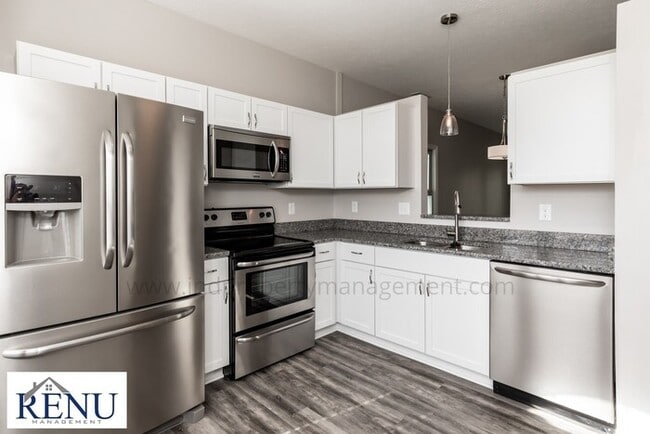 Photo - 2710 Lucas Dr