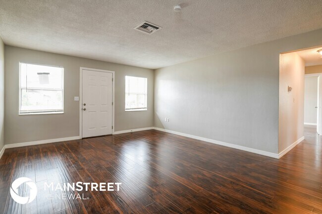 Photo - 610 Charlotte Ave