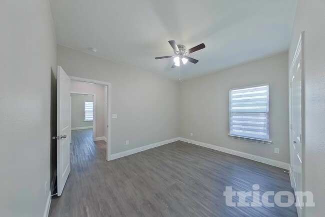 Photo - 1908 Carrington Dr