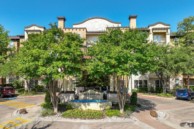 Entrance - The Landon at Lake Highlands
