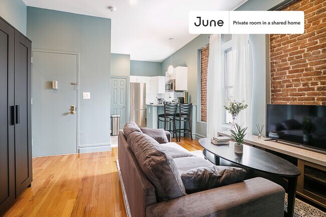 Room in Shared 3 bed/2 bath home in Upper West Side
