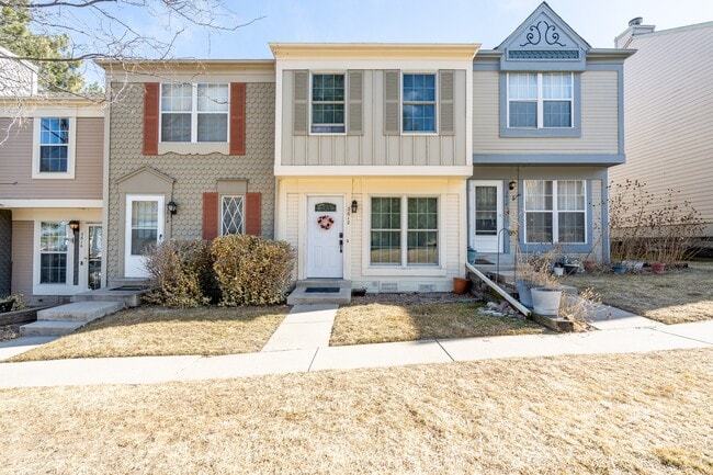 Photo - 3612 Queen Anne Way