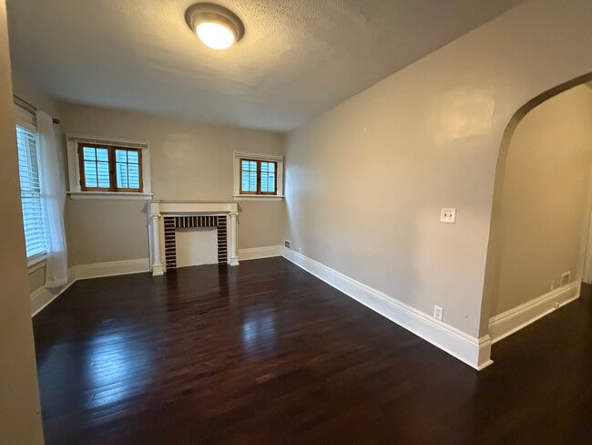 Building Photo - 21 Horton Pl Unit 1