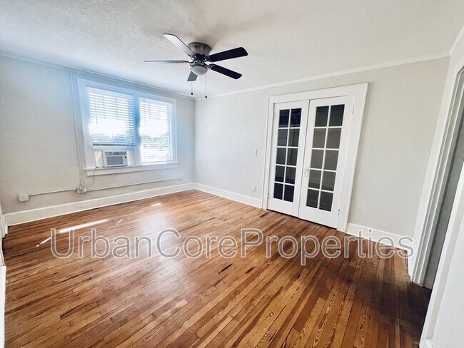 Photo - 360 13th Ave NE Unit #25