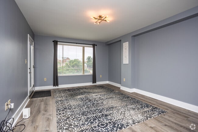 3BR, 2BA - 1,050SF - Living Room