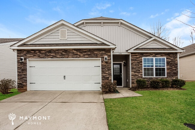 Building Photo - 118 Southhampton St