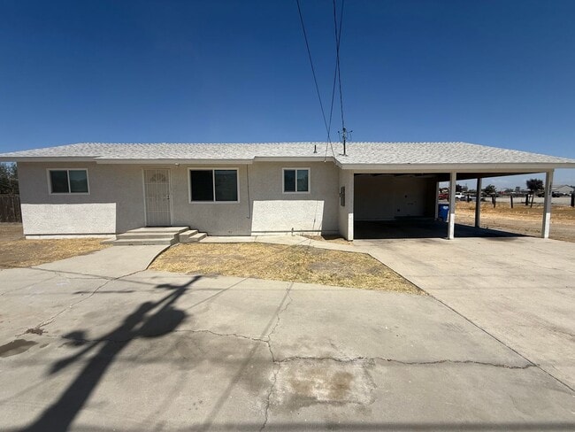 Building Photo - Available Soon! Rental