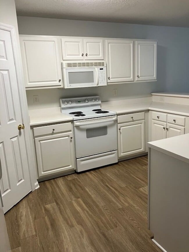 Building Photo - 5006-04 Unit 5006-04 Rental
