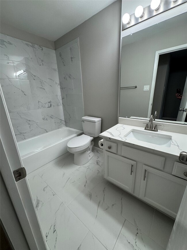 Photo - 3111 Timber View Dr