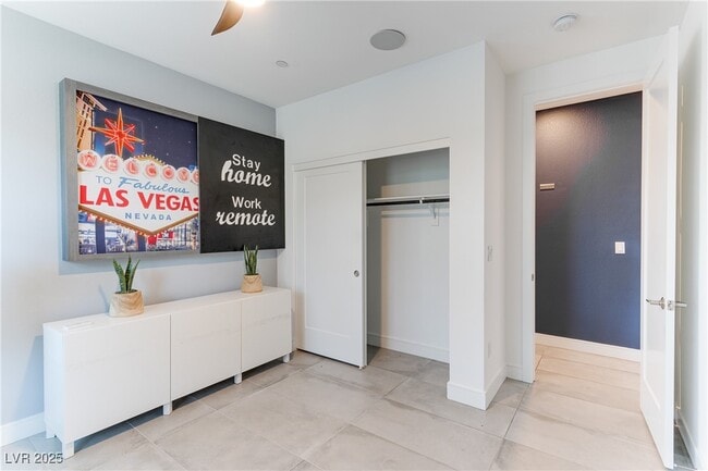 Building Photo - 214 Abbey Hill St