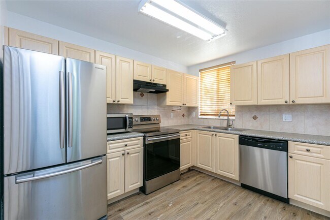 Photo - 159 Hidden Court Rd