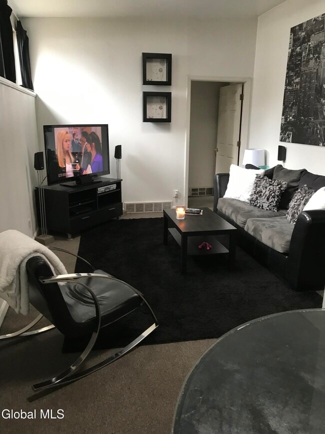 Photo - 80-82-82 Milton Ave Unit 3