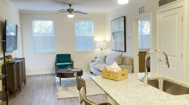 MONARA 2 BR | 2 BA Living room - The Reserve at Cool Springs