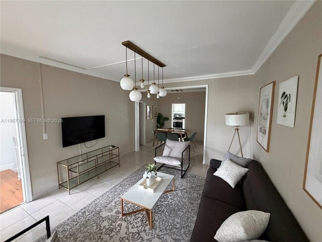 Photo - 301 86th St Unidad 315-3