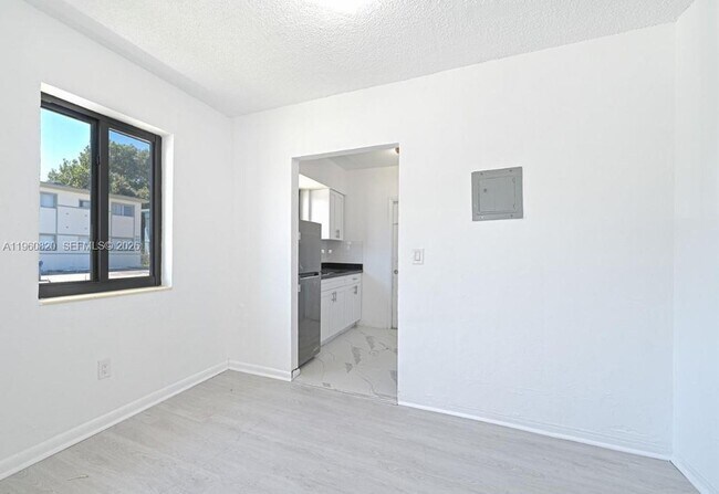 Photo - 811 81st St Unit 1