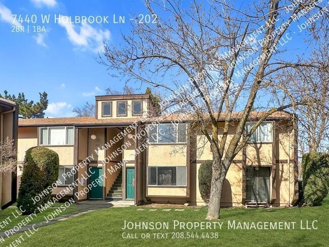 Building Photo - 7440 W Holbrook Ln Unit 202