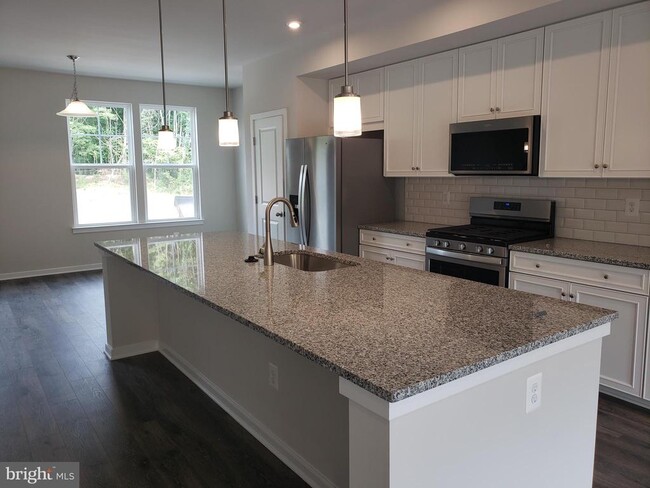 Photo - 112 Huff Dr Townhome
