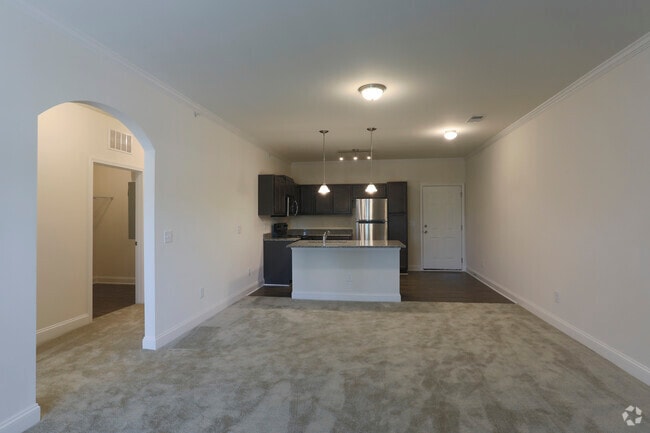 1BR, 1BA Alder - Grand Oaks of Spartanburg