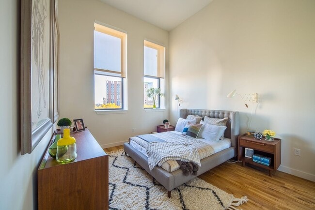 Photo - Hahne and Co.