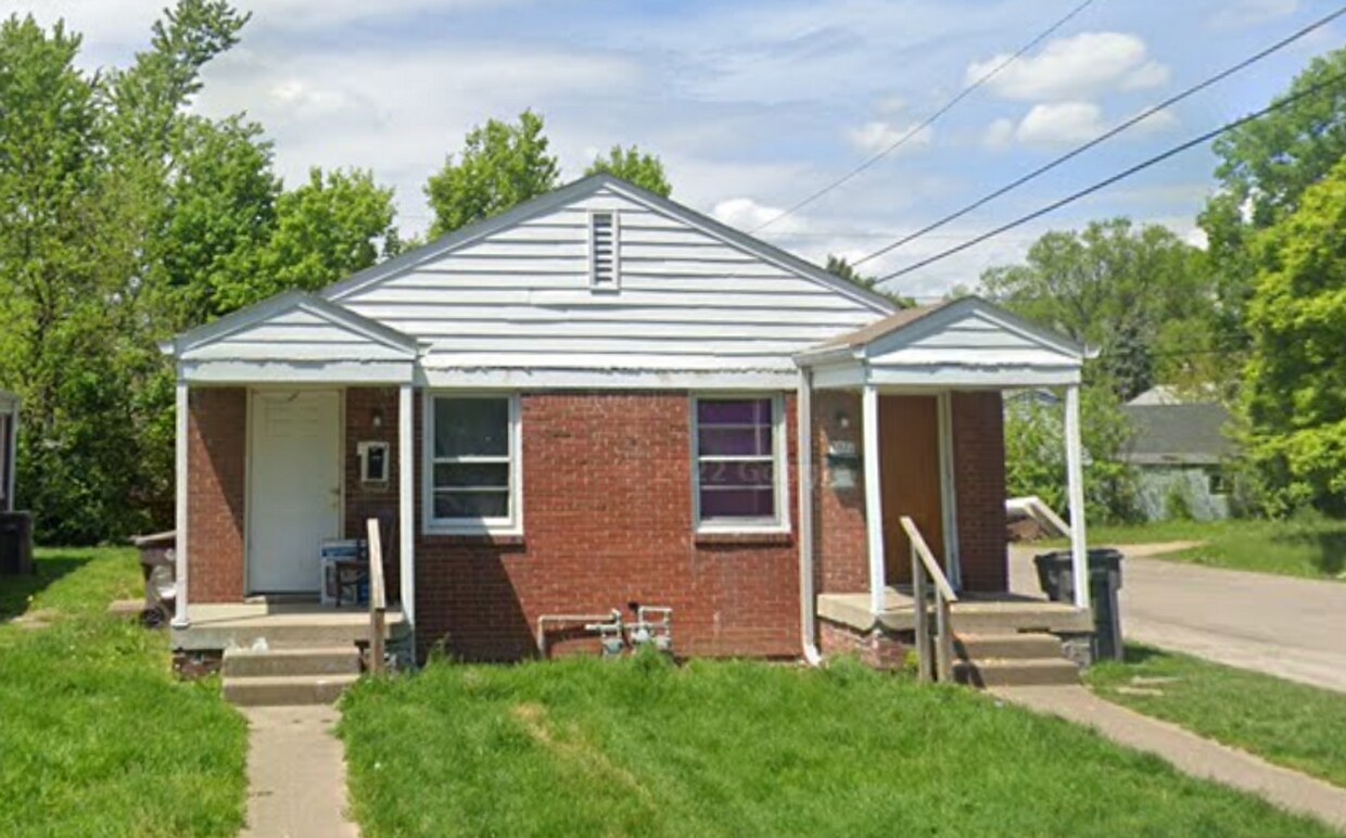 Photo - 1330 Medford Ave