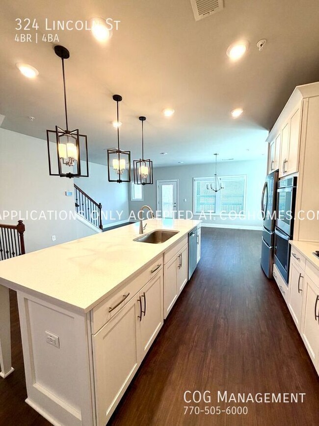 Photo - 324 Lincoln St