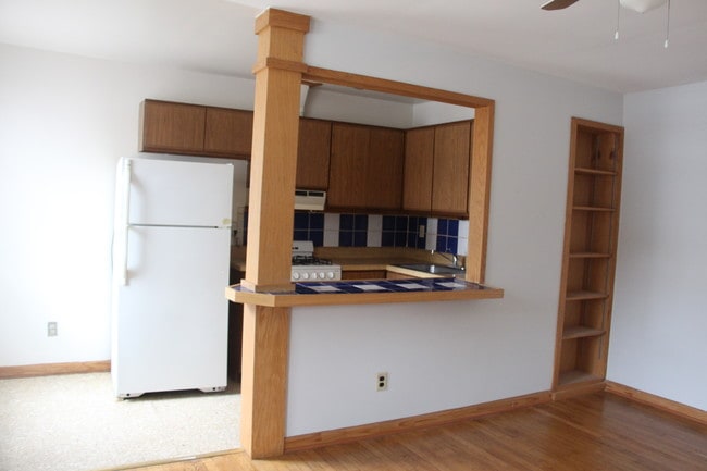 Building Photo - 617 North Monroe Street Unit 1 Rental